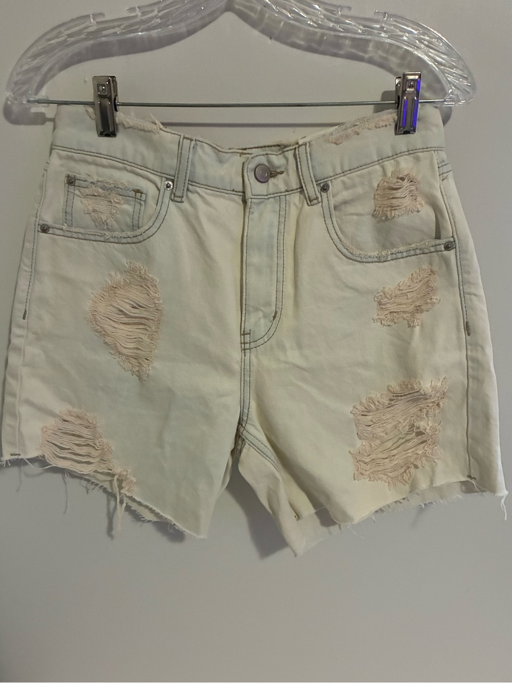 Women’s Light Blue BDG Distressed Denim Shorts SZ 26